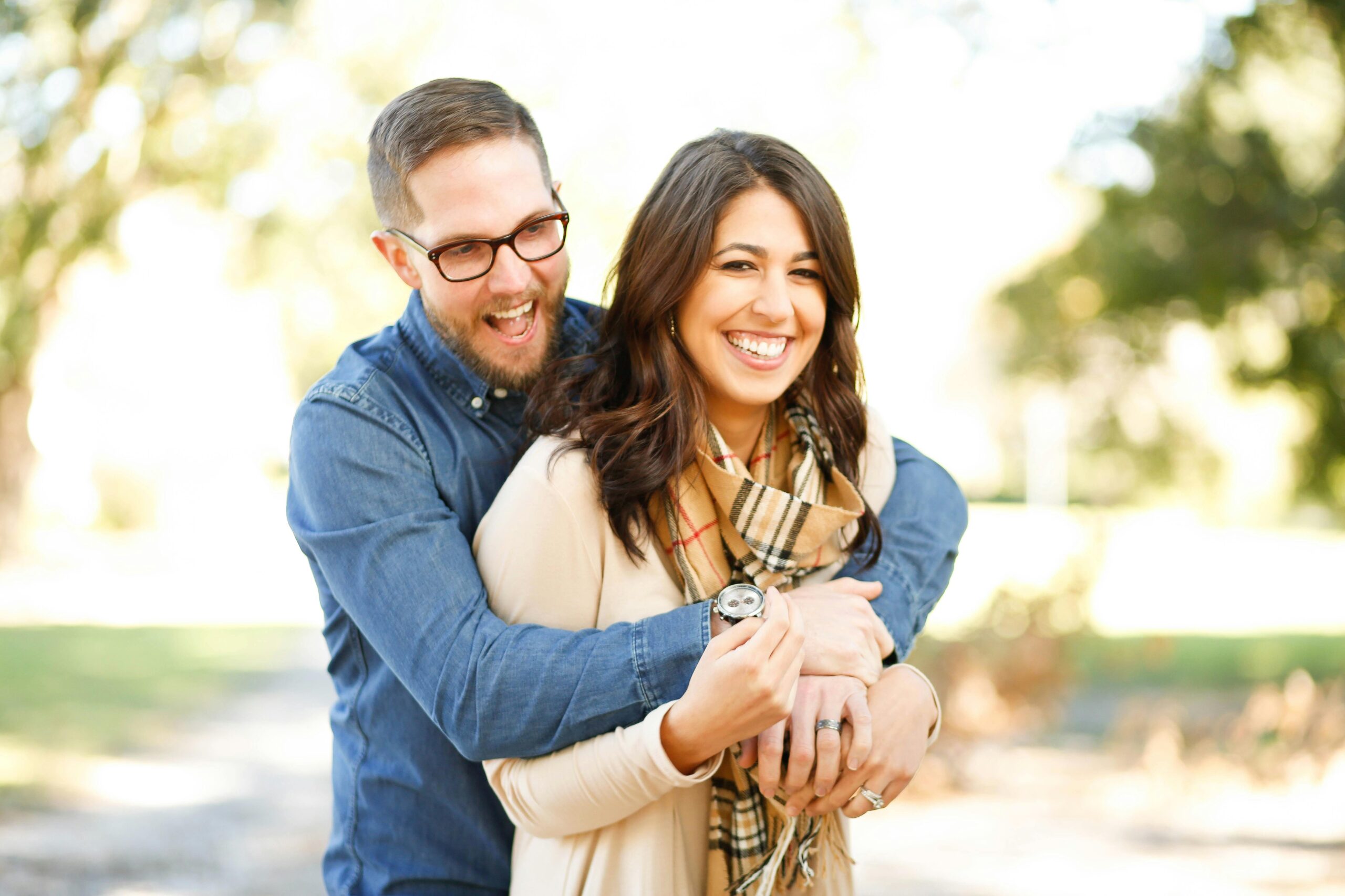 A picture of young couple