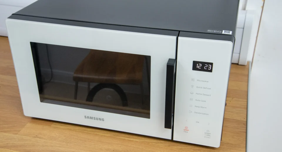 A picture of solo microwave