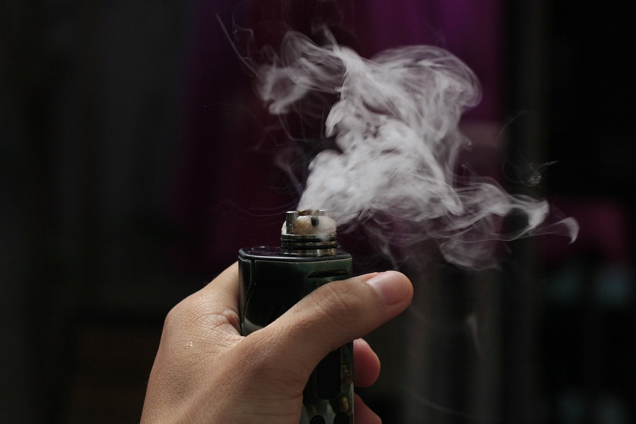 A picture of vaping by a user